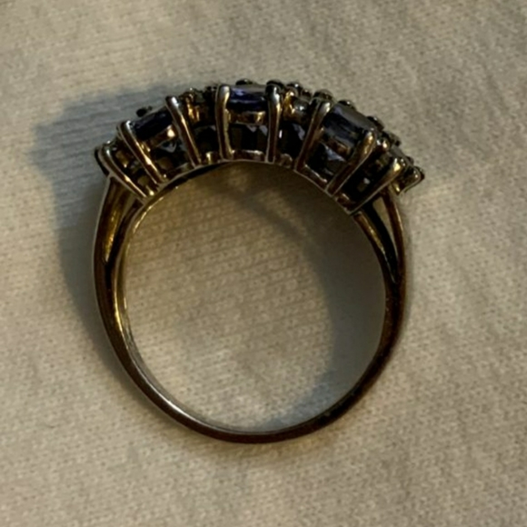 Tanzanite Diamond Ring